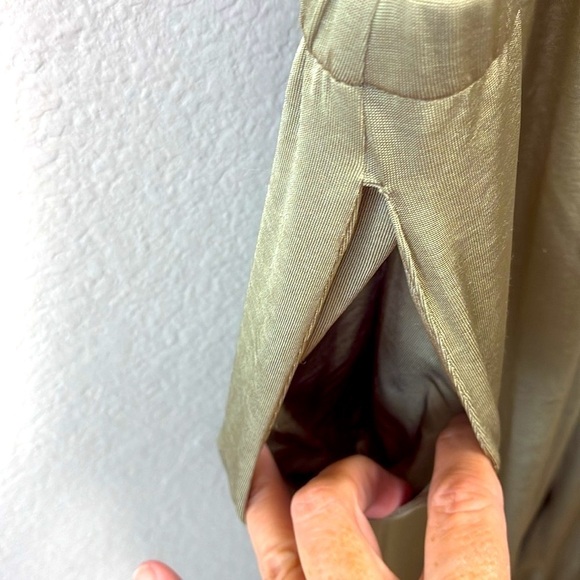 PilyQ Olive Joanne Jumpsuit Swim Cover-up Open Leg Slit Back V-Neck One Piece L - Picture 8 of 11